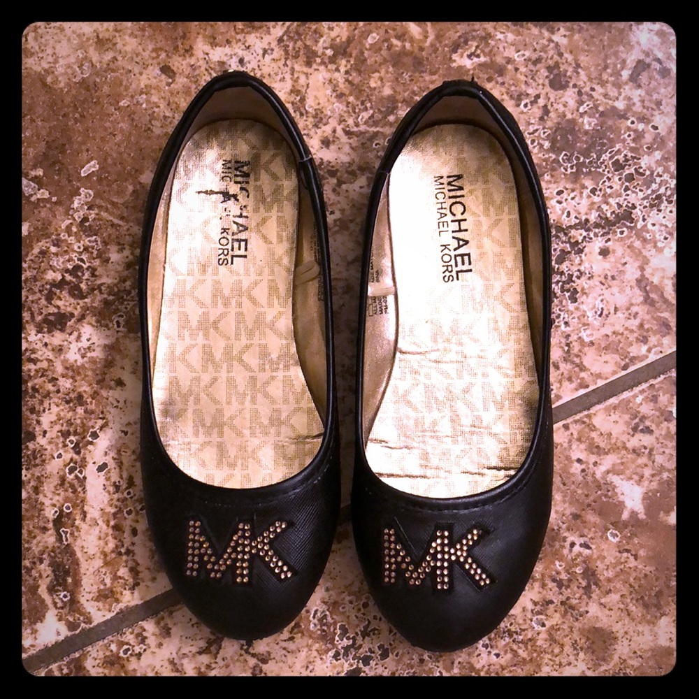 Girl’s shoes(size 1)